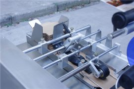 Automatic Paging Sticker Labeling Machine Details